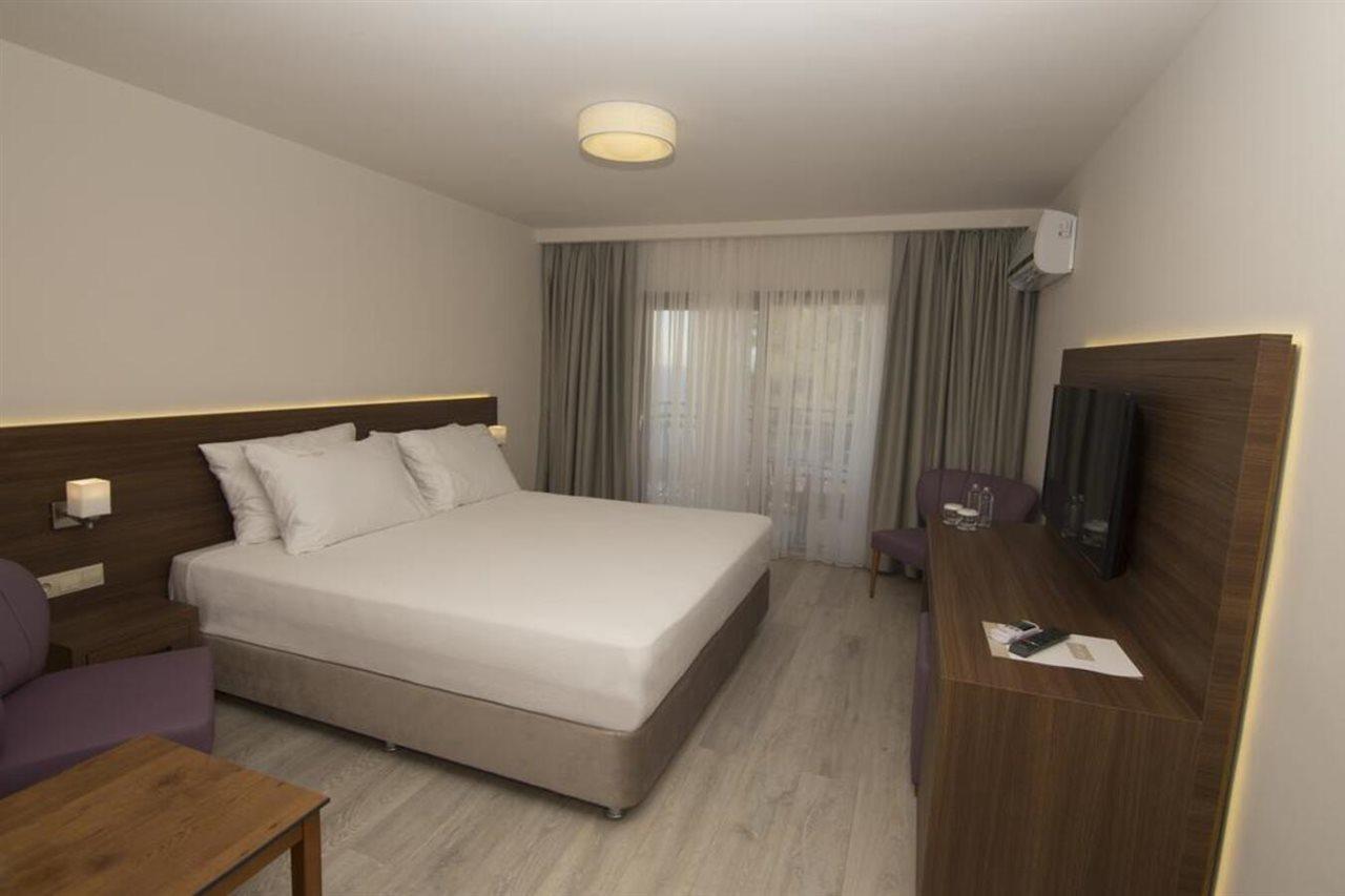 Neopol Hotel Κουσάντασι Εξωτερικό φωτογραφία