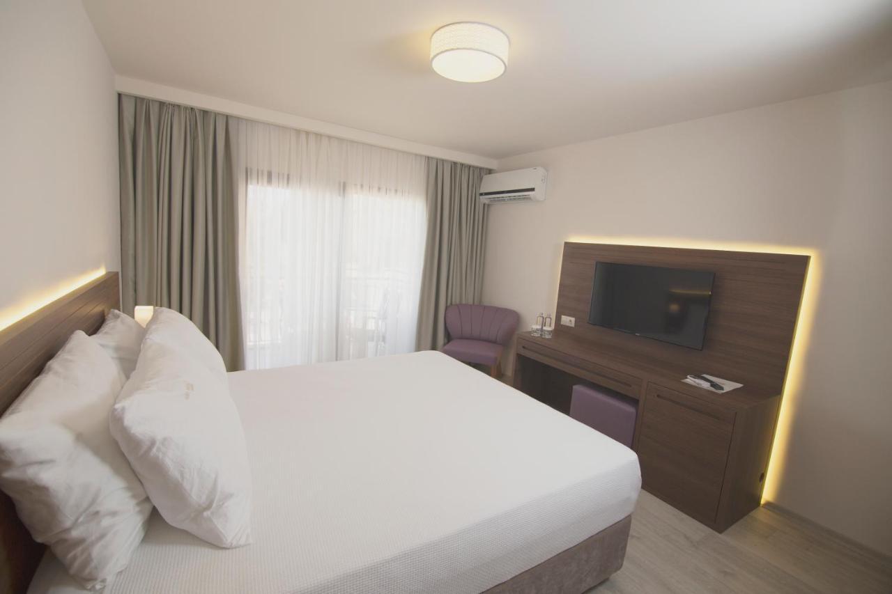 Neopol Hotel Κουσάντασι Εξωτερικό φωτογραφία